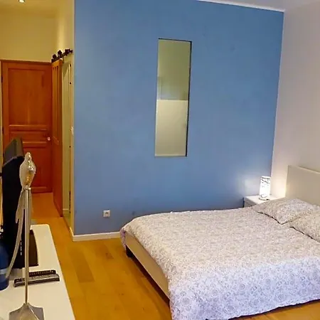La Halte D'hotes Proche Epinal Oda ve Kahvaltı Jeuxey